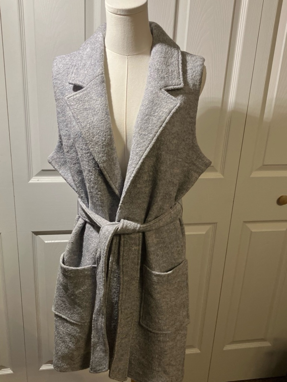 Tahari Light Gray Sleeveless Belted Vest